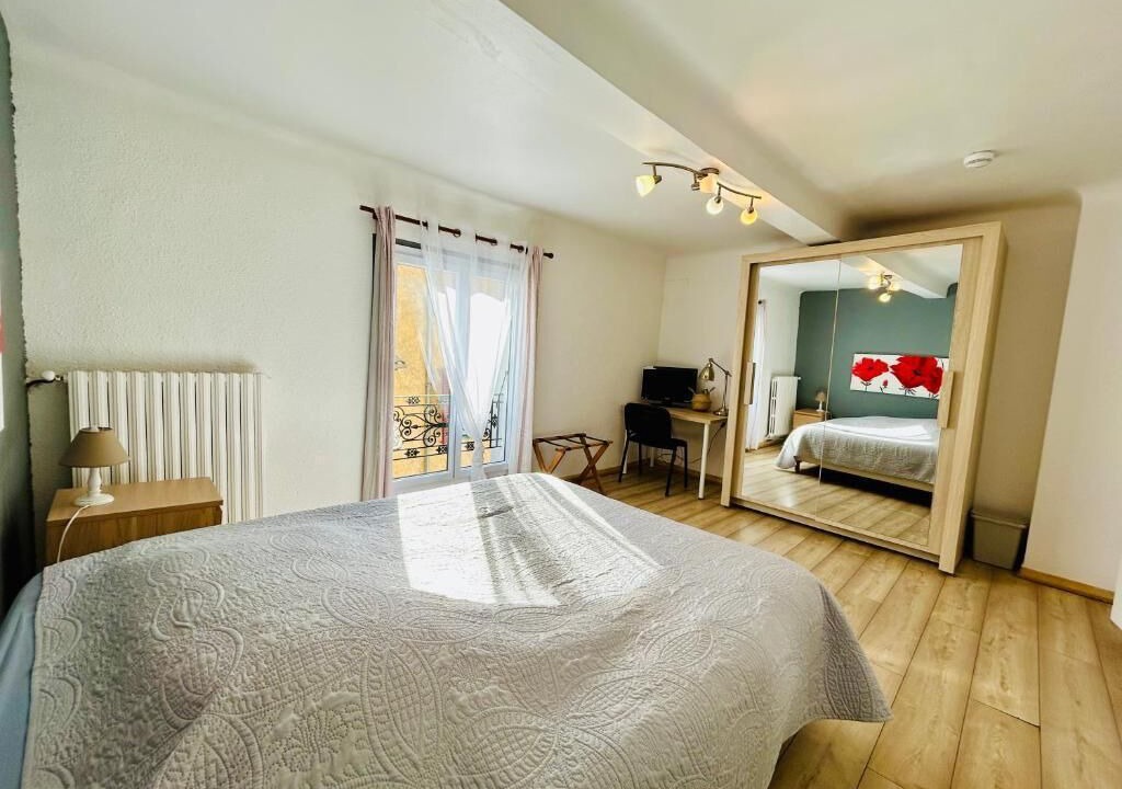 Photo of Bedroom in Castellane