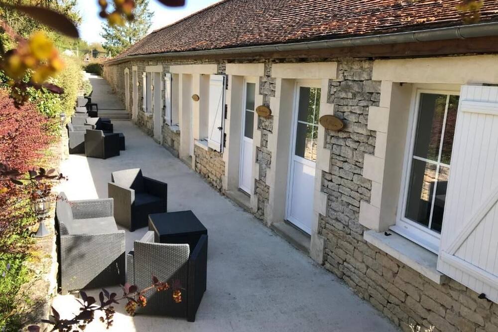 Photo of Outdoor in Couvignon