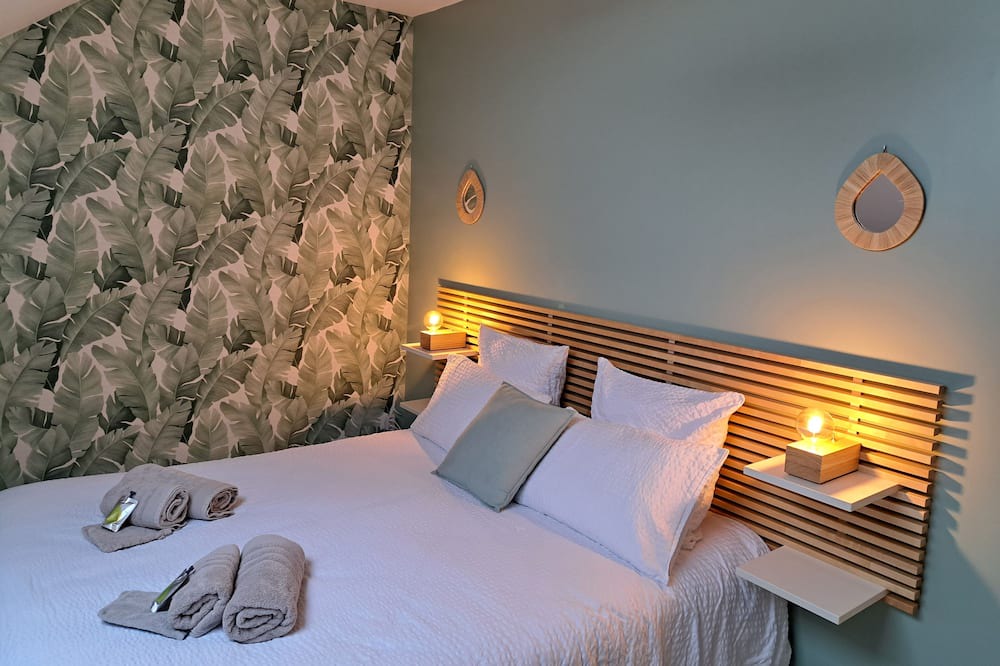 Photo of Bedroom in Flavigny