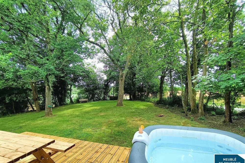 Photo of Outdoor in Plelo