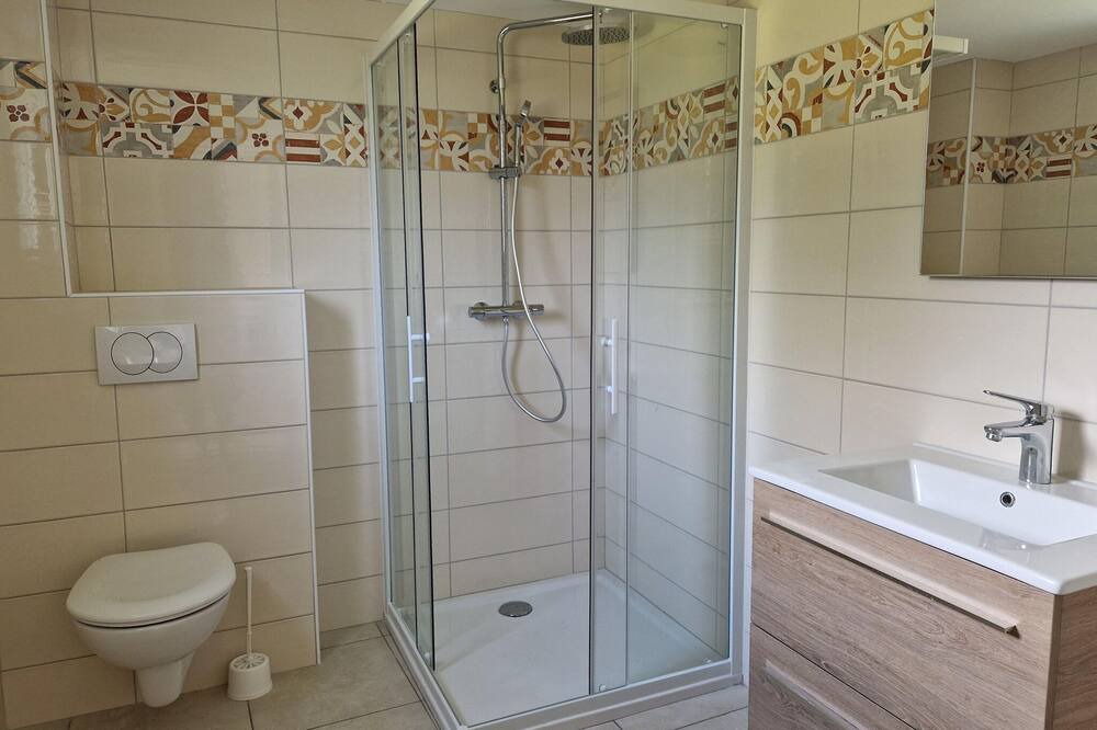 Photo of Bathroom in Guerlesquin
