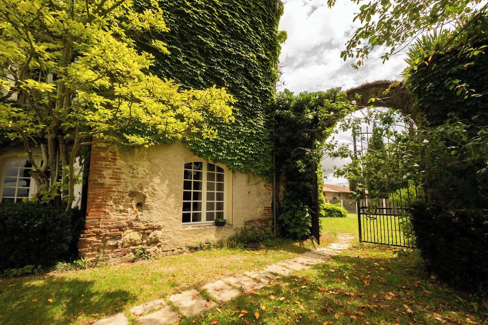 Photo of Outdoor in Lapeyrere