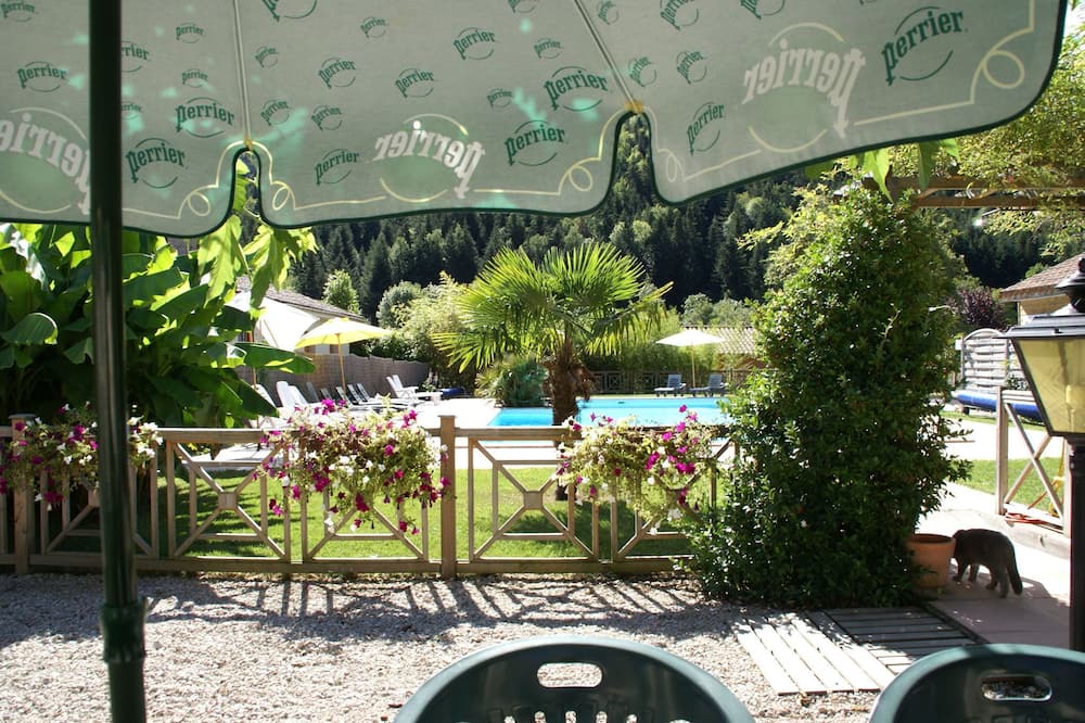 Photo of Patio Balcony in Fougax-et-Barrineuf