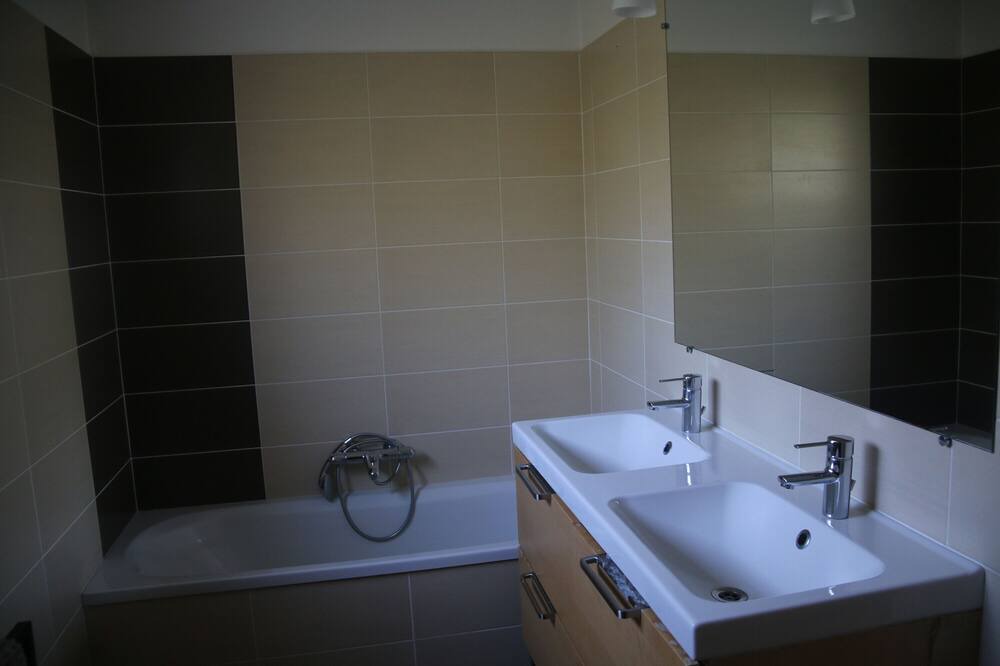 Photo of Bathroom in Ibos