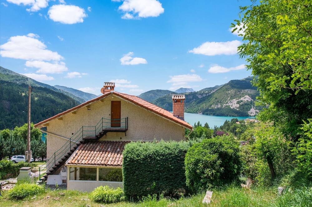Photo of Outdoor in Saint-Julien-du-Verdon