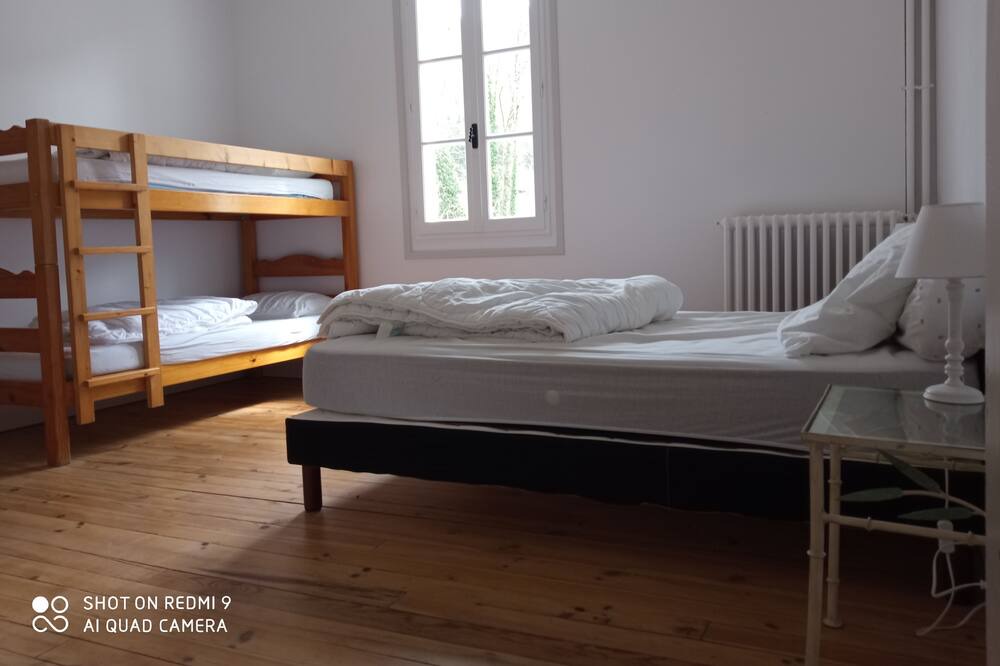 Photo of Bedroom in Arrens-Marsous