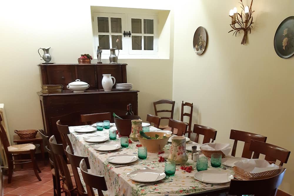 Photo of Kitchen in Le Val