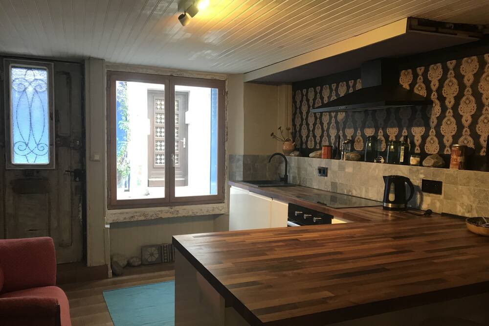 Photo of Kitchen in Quillan