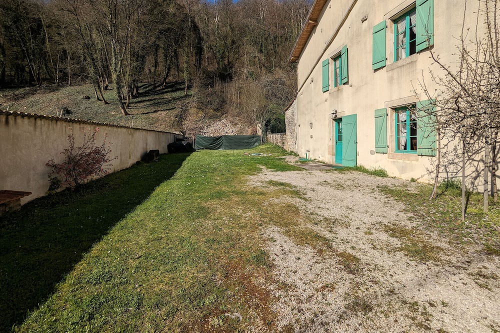Photo of Outdoor in Saint-Amand-sur-Ornain