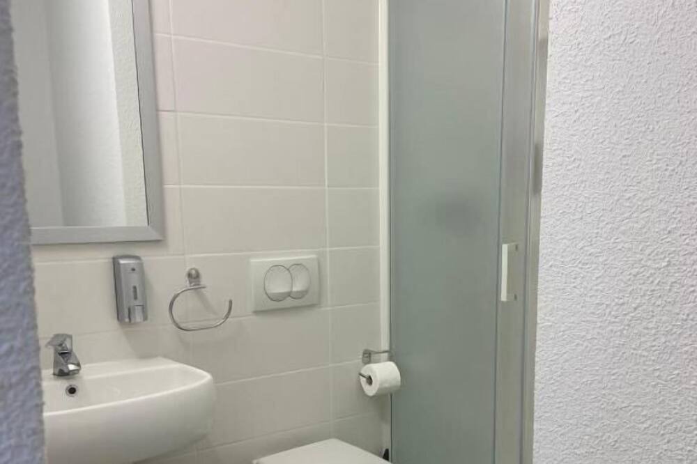 Photo of Bathroom in Brignoles