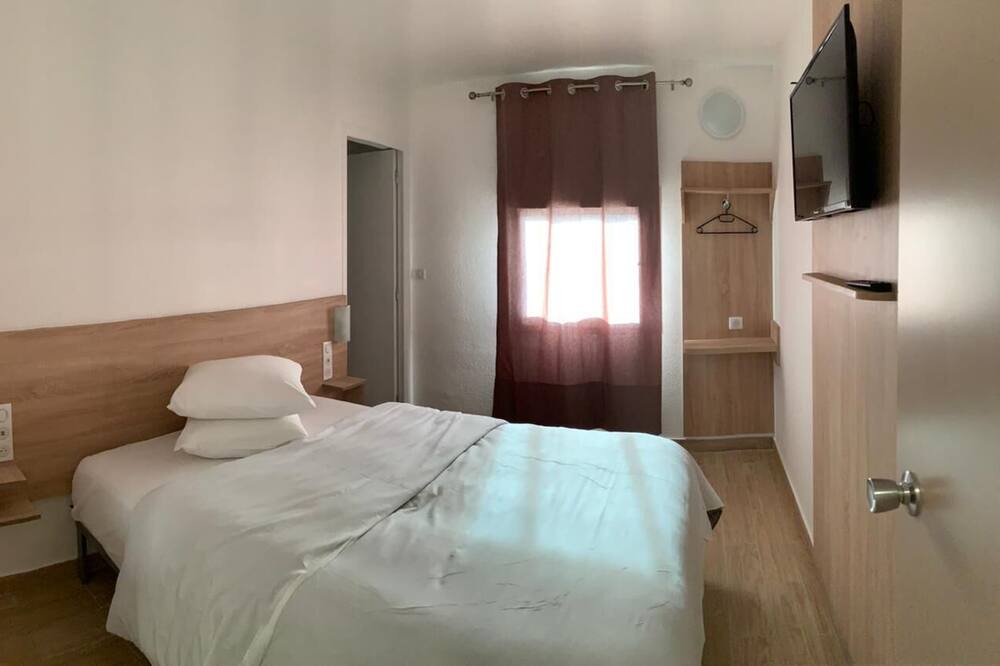 Photo of Bedroom in Brignoles