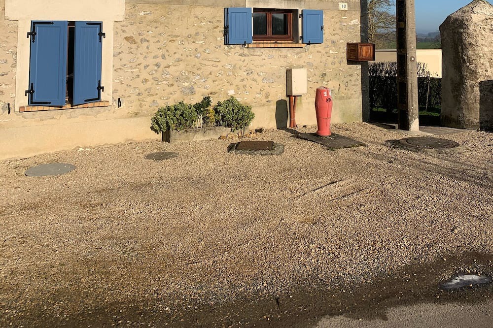 Photo of Outdoor in Rebais