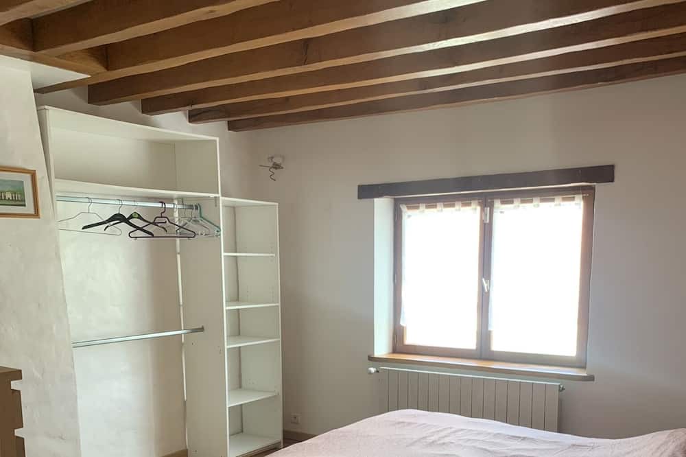 Photo of Bedroom in Rebais