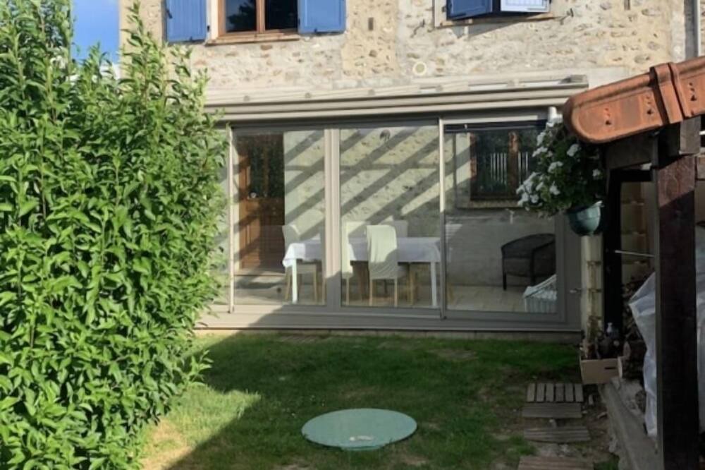 Photo of Outdoor in Rebais