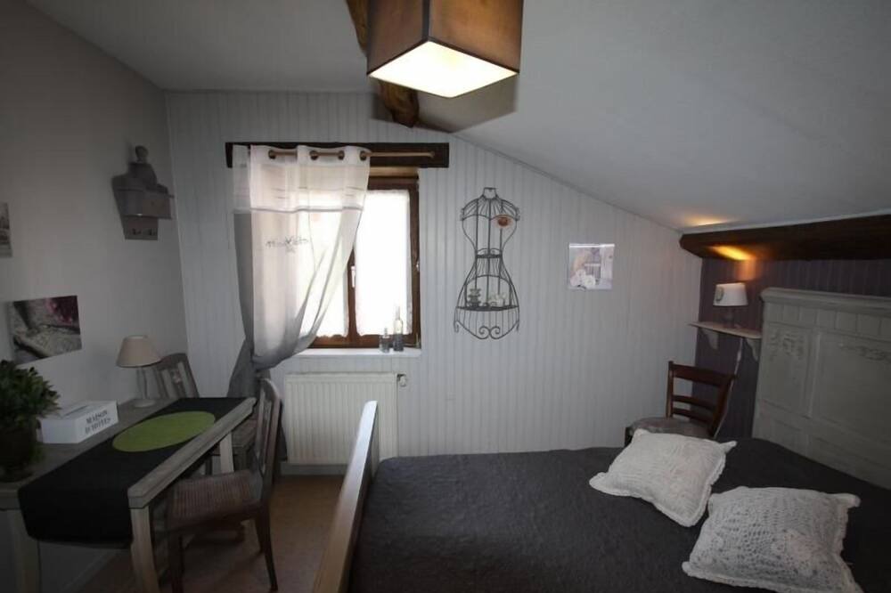 Photo of Bedroom in Vrecourt