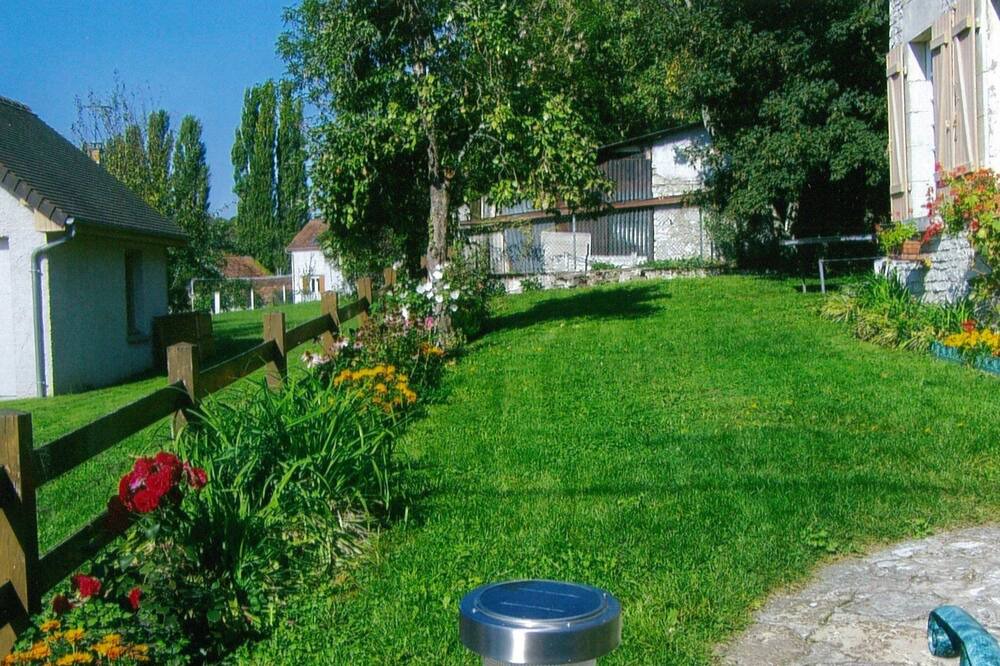 Photo of Outdoor in Bligny