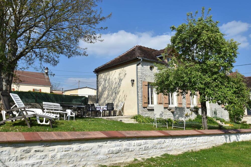 Photo of Outdoor in Bligny