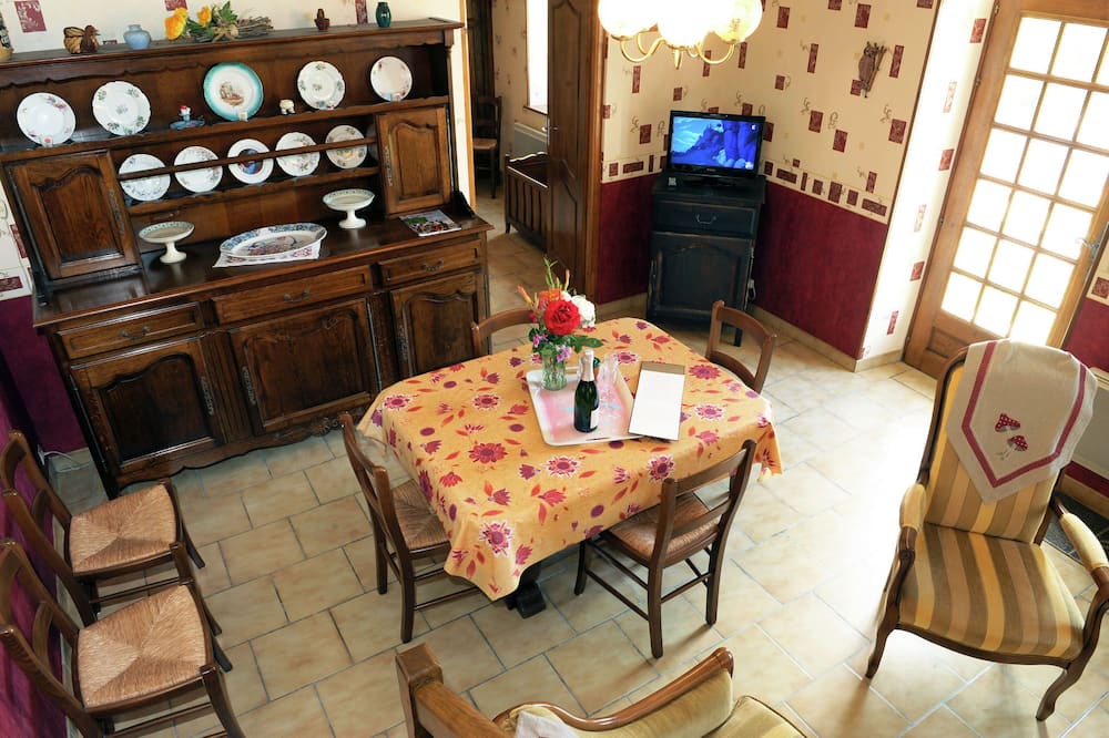 Photo of Livingroom in Bligny