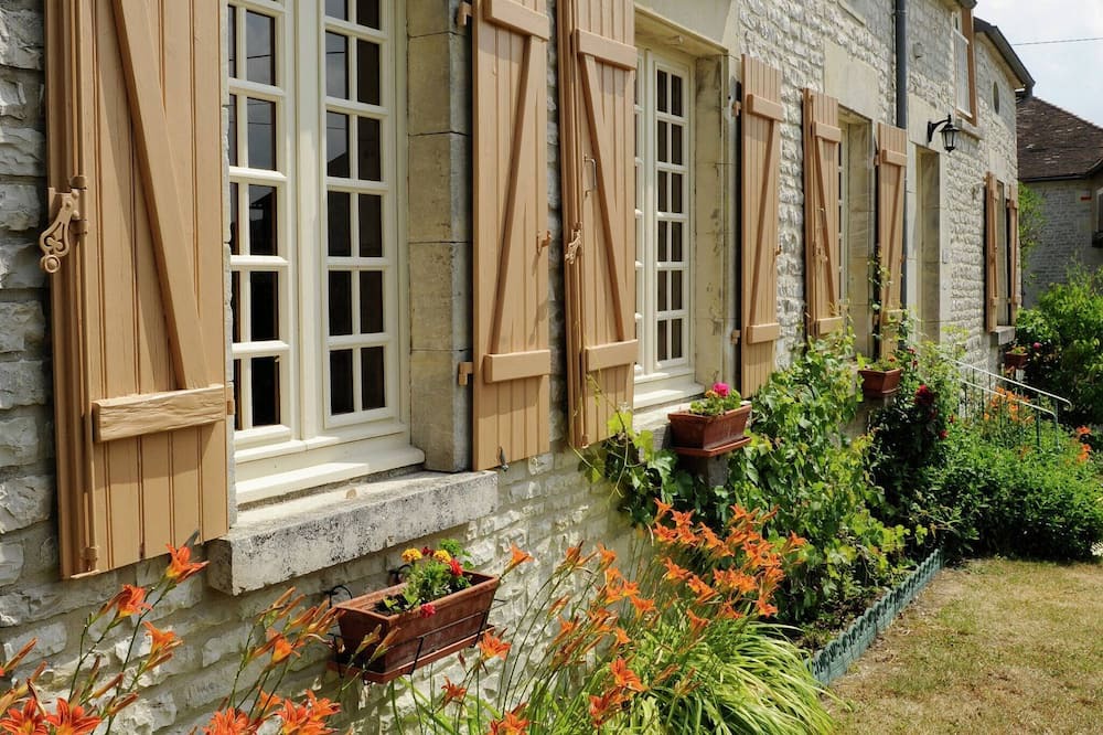 Photo of Outdoor in Bligny