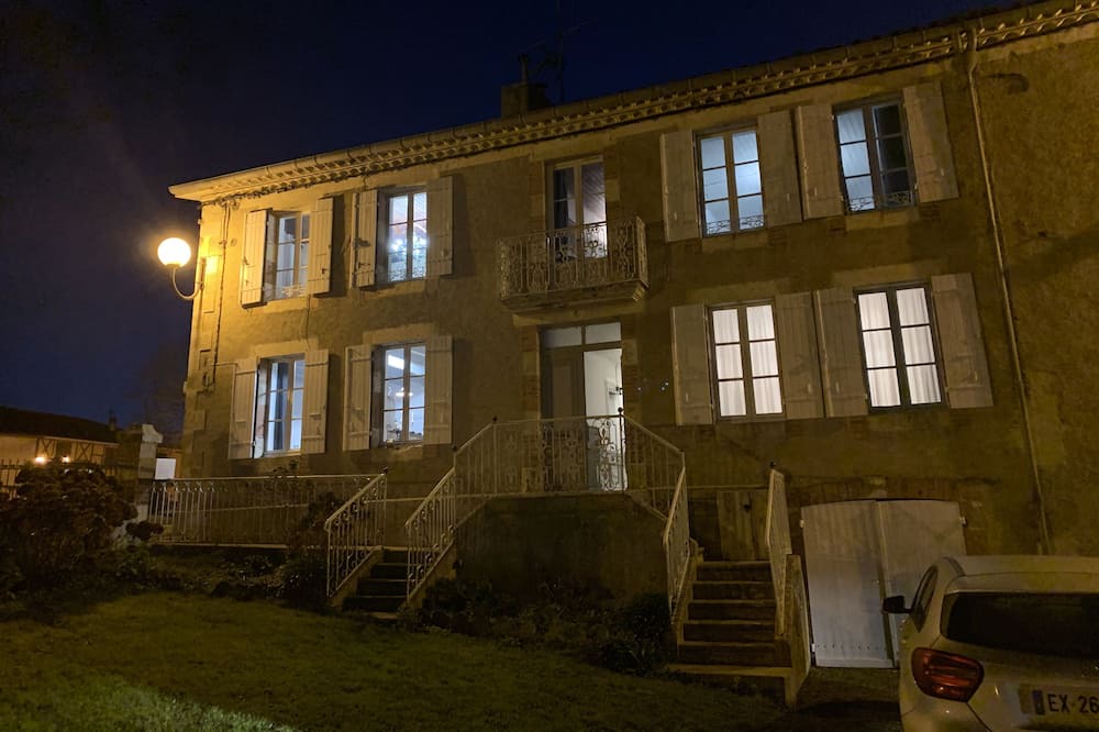 Photo of Outdoor in Castillon-Debats