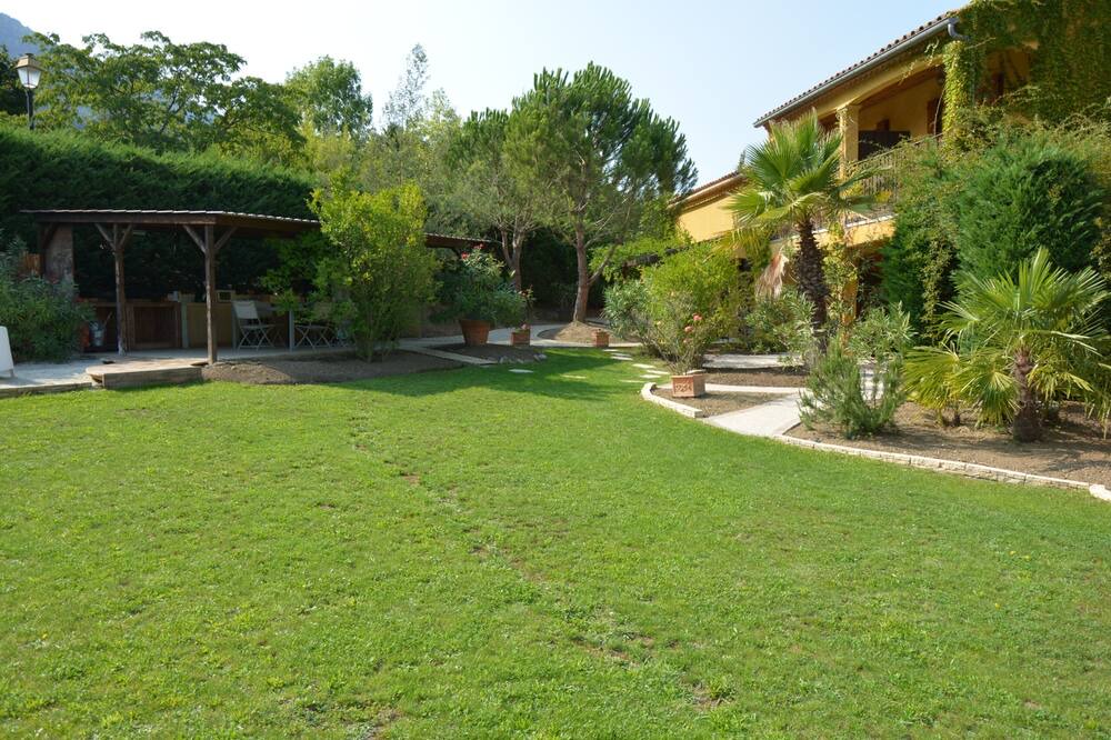 Photo of Outdoor in Belvianes-et-Cavirac