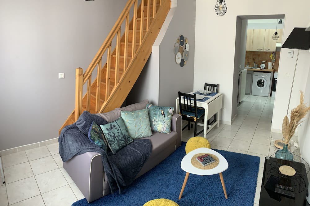 Photo of Livingroom in Troyes