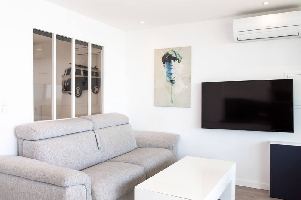Photo of Livingroom in Cap d'Ail