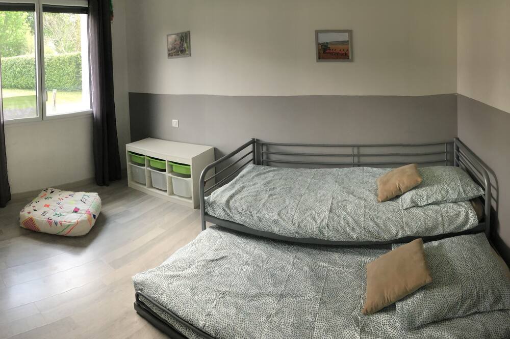 Photo of Bedroom in Saubion