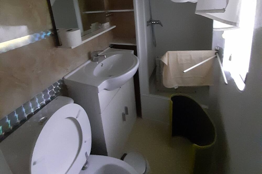 Photo of Bathroom in Camurac