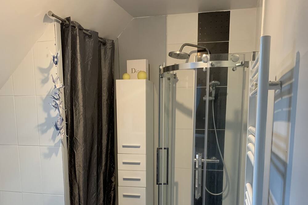 Photo of Bedroom in Lannion