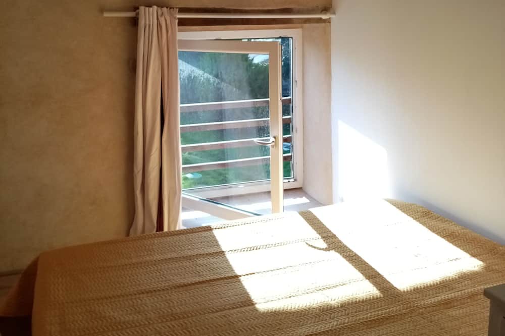 Photo of Bedroom in Plumaudan