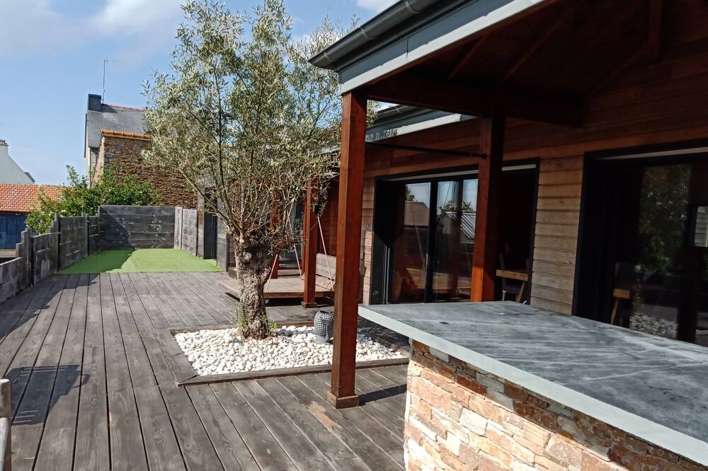 Photo of Patio Balcony in Hillion