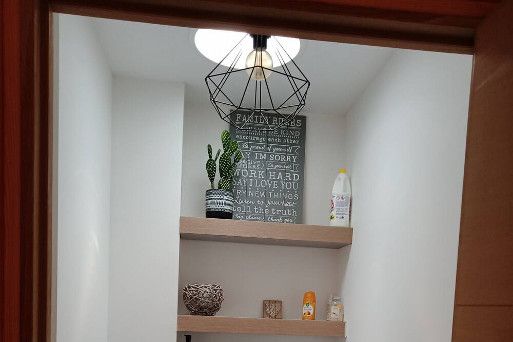 Photo of Bathroom in Hillion