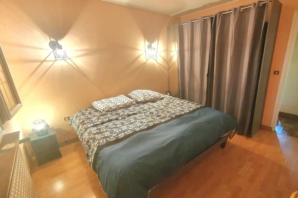 Photo of Bedroom in Saint-Donan