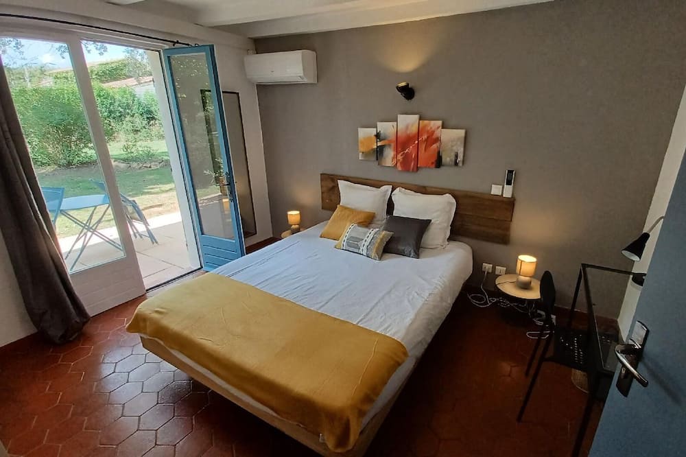 Photo of Bedroom in Le Val