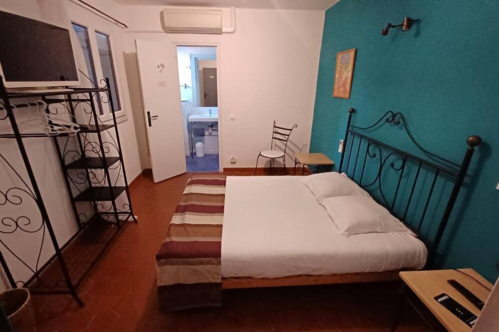 Photo of Bedroom in Le Val