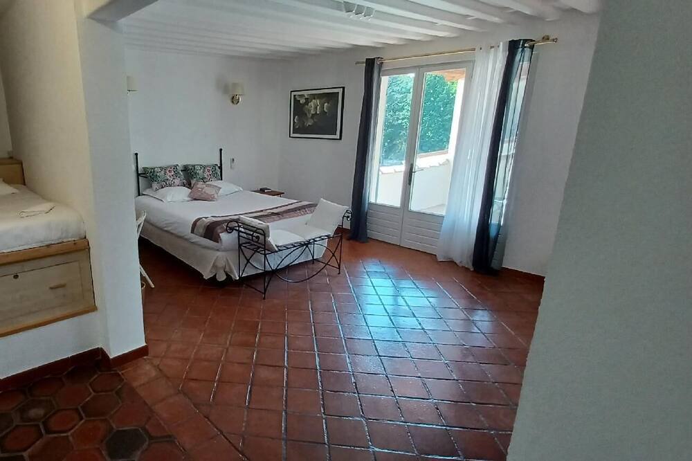 Photo of Bedroom in Le Val