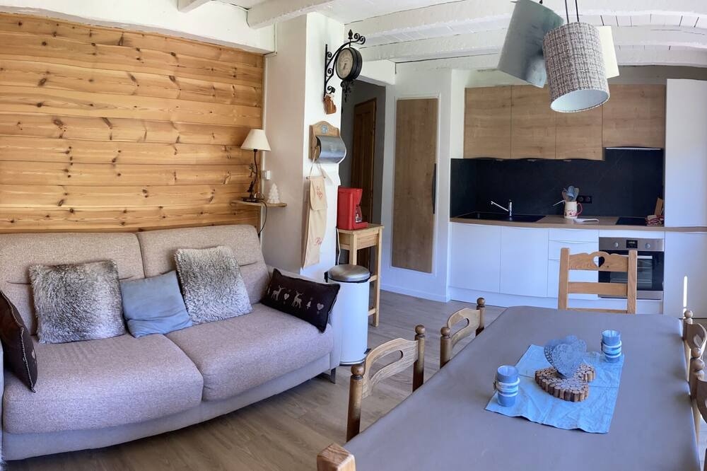 Photo of Livingroom in Le Sauze