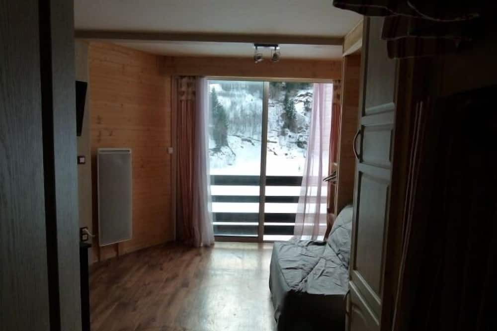 Photo of Bedroom in Montferrier