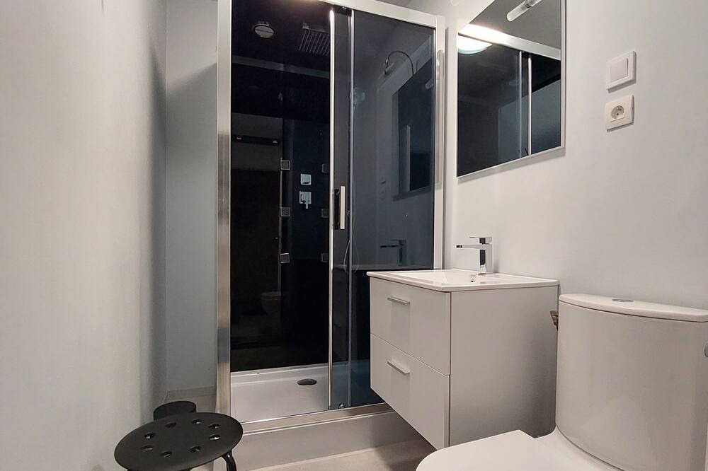 Photo of Bathroom in Autreville-sur-la-Renne