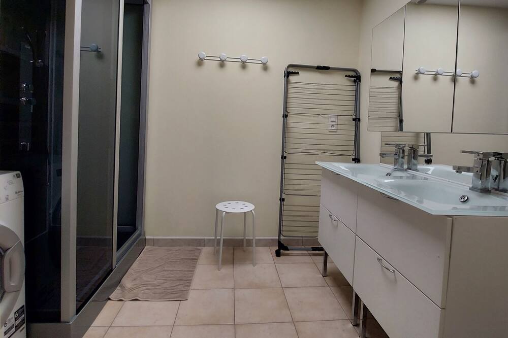 Photo of Bathroom in Autreville-sur-la-Renne