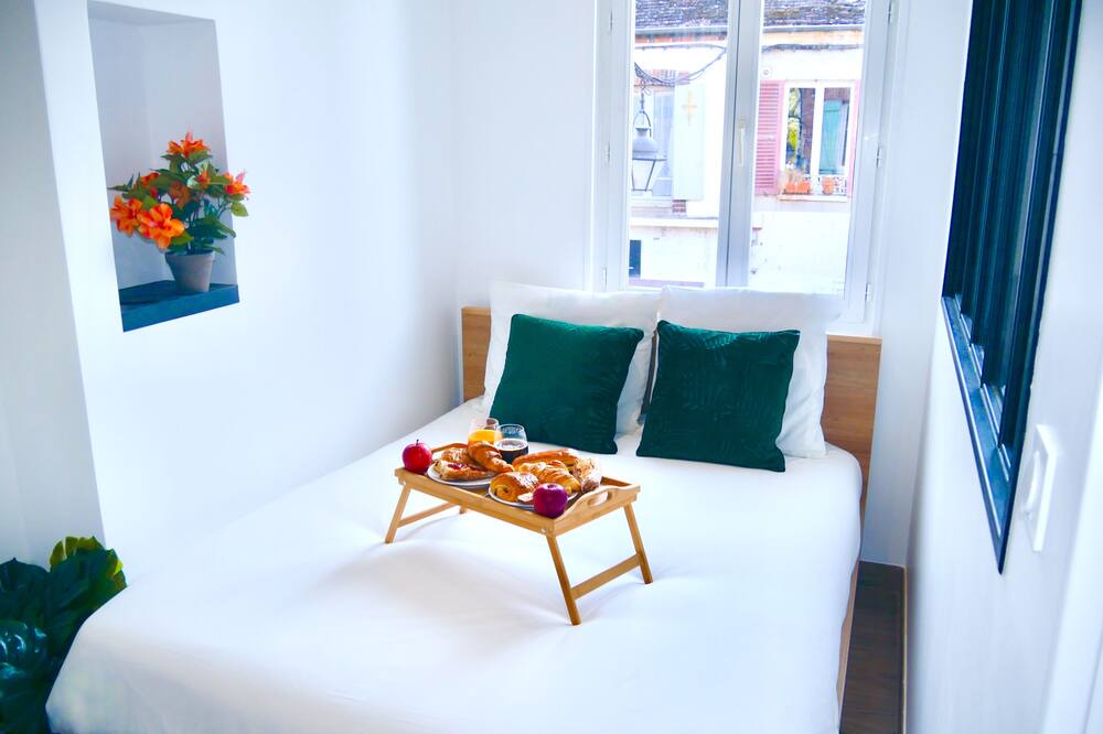 Photo of Livingroom in Sens