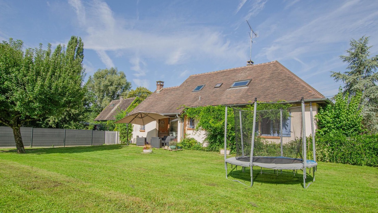 Photo of Outdoor in La Vendue-Mignot
