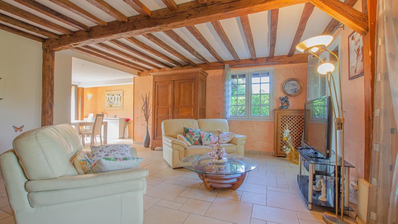 Photo of Livingroom in La Vendue-Mignot