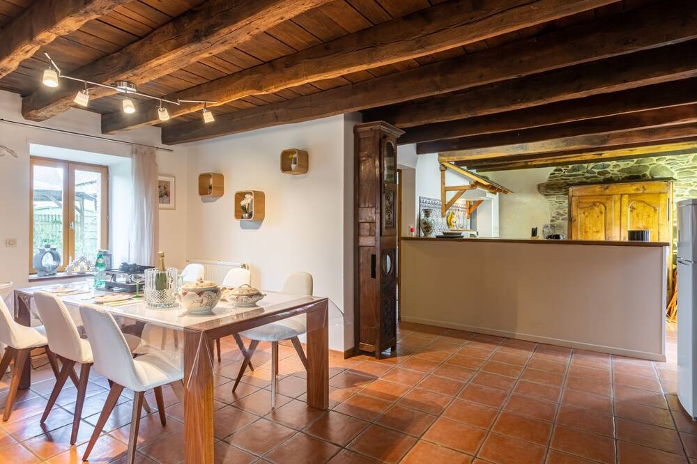 Photo of Kitchen in Saint-Martin-des-Pres