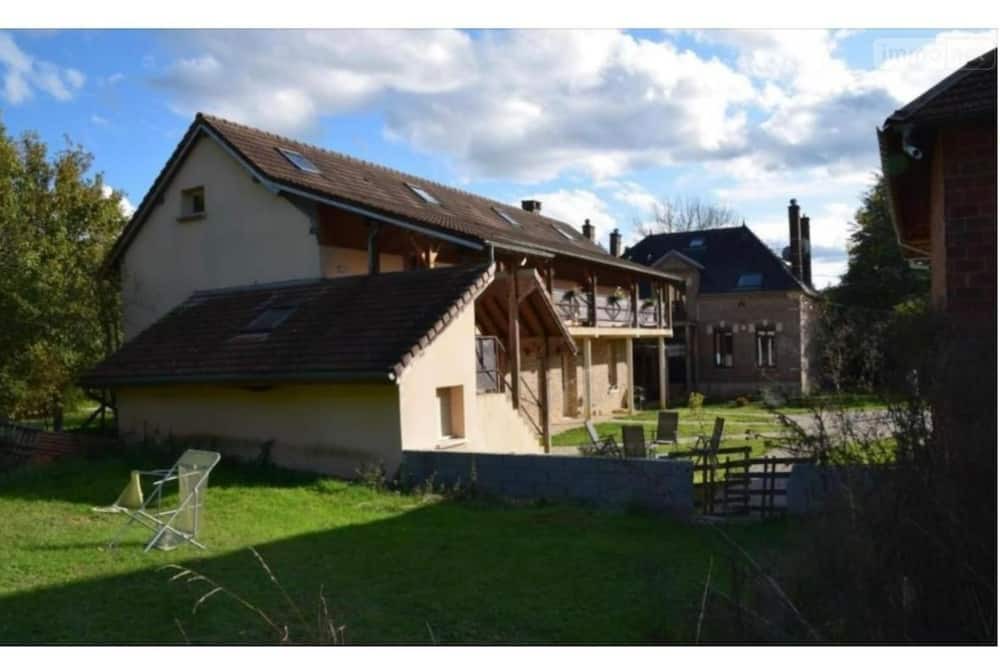 Photo of Outdoor in Villemoiron-en-Othe