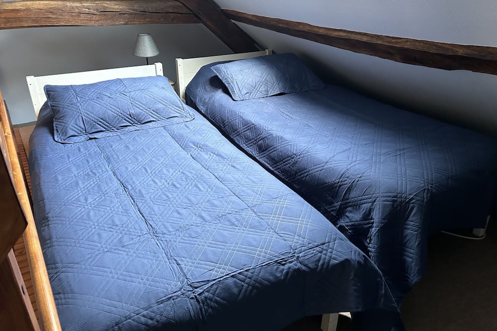 Photo of Bedroom in Villemoiron-en-Othe