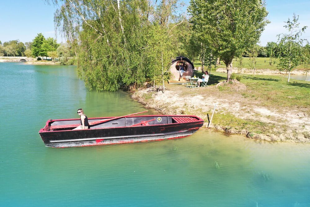 Photo of Others in Gravon