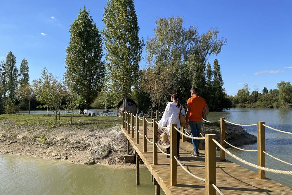 Photo of Outdoor in Gravon