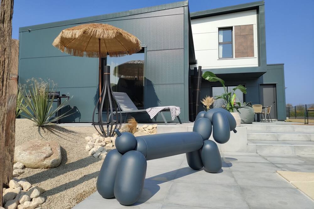 Photo of Patio Balcony in Saint-Aaron